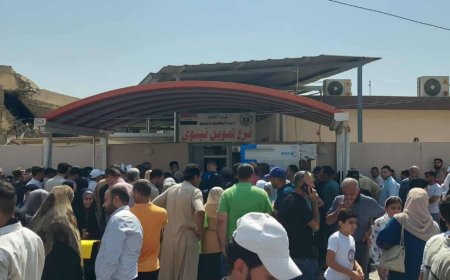 الموصل تختنق بالمراجعين.. أكثر من مليون مواطن يزدحمون على التموينية والبطاقة الموحدة