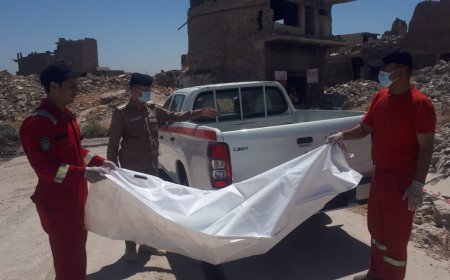 رفات يُعتقد أنها تعود لضحايا حرب داعش تصل إلى دائرة الطب العدلي بالموصل