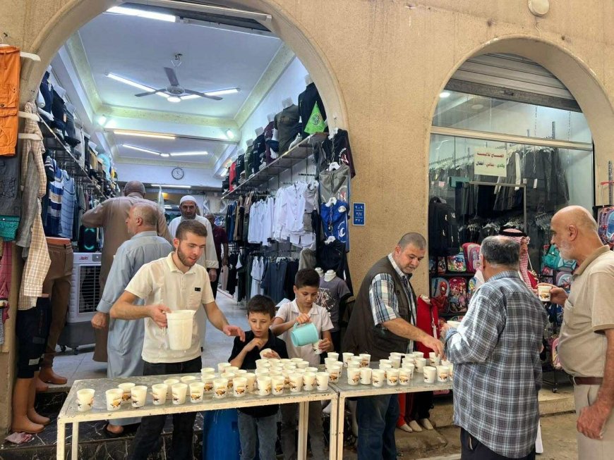 الموصل تتلألأ بالأنوار المحمدية.. بهجة شعبية وطقوس متوارثة تجمع الأجيال