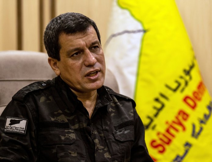 قائد قسد: أي حل بشأن كوباني وقامشلو يجب أن يشمل سري كانييه وعفرين