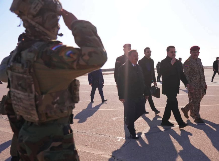 السوداني يصل عين الأسد للاطلاع على الجهوزية القتالية