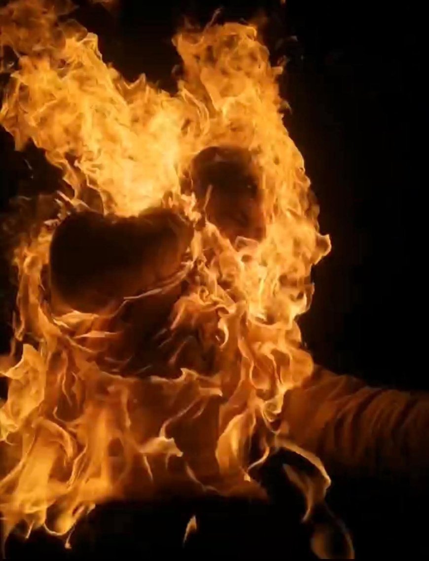 شرطة نينوى تكشف تفاصيل حادث إحراق شاب لنفسه خلال بث مباشر