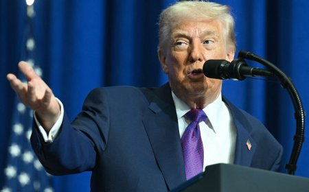 ترامب يتعهد بفرض تعرفة جمركية بنسبة 10 بالمئة على جميع الواردات إلى الولايات المتحدة