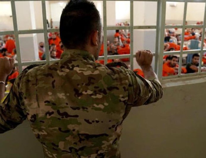 الاستخبارات الأمريكية تحذر: نحو 20 ألف داعشي "أصبحوا طلقاء" في سوريا